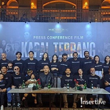 Film Kapal Terbang Menguak Fenomena Sejarah Penerbangan Indonesia