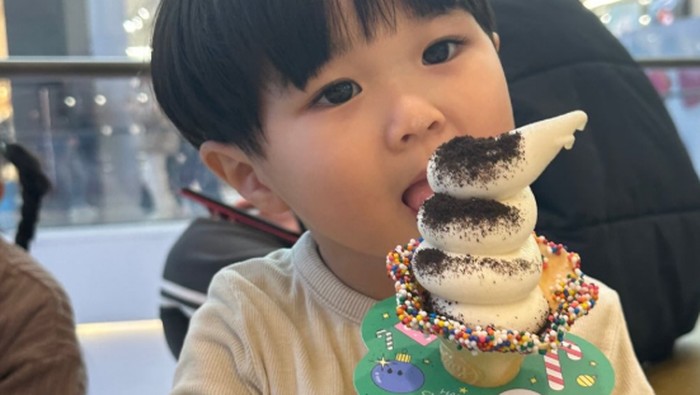 Profil Park Yoo Ho, Balita Gemas yang Curi Atensi di Drakor Our Universe