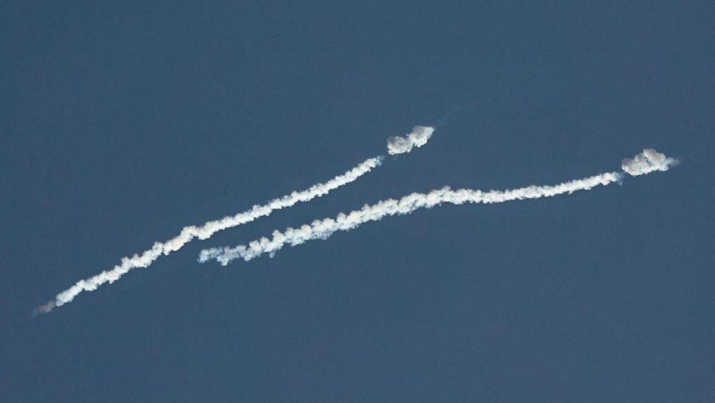 Daftar Rudal Punya Iran Buat Balas Gebuk Israel-Amerika Serikat