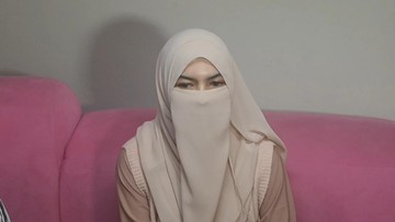 Di Ruang Sidang Itu, Wardatina Mawa Melepas Insanul Fahmi