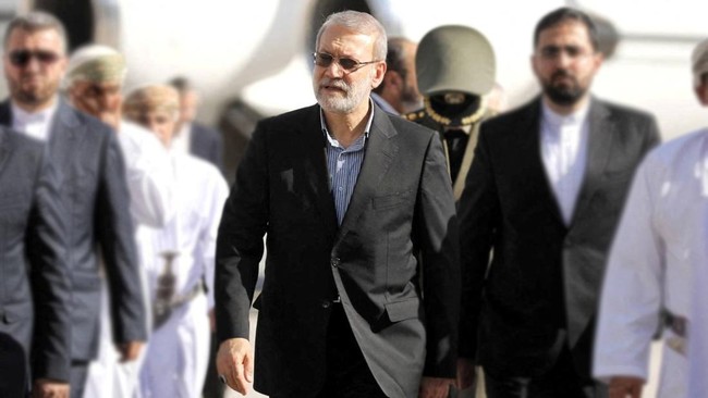 Sekretaris Dewan Keamanan Nasional Iran Ali Larijani belakangan disorot karena disebut-sebut menjadi calon pengganti Pemimpin Tertinggi Ayatollah Ali Khamenei.