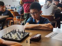 Duel Otak dan Strategi Bocah-bocah Bandung di Atas Papan Catur