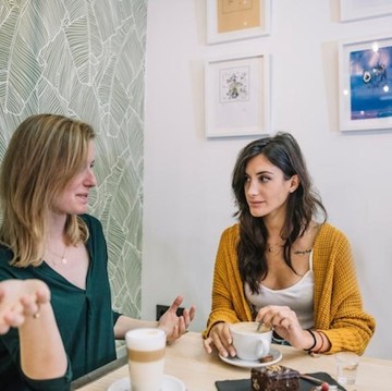 3 Kalimat yang Terdengar Sopan tapi Diam-Diam Bikin Orang Cerdas Ilfeel