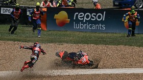 Hasil Moto2 Thailand: 2 Kali Start Ulang, Gonzalez Menang Dramatis