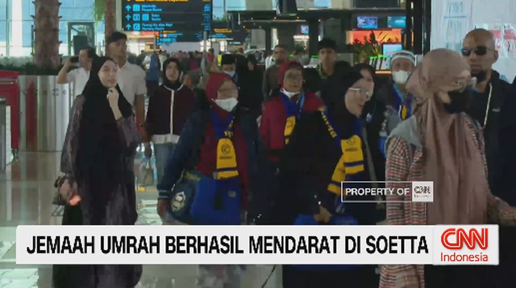 VIDEO: Jemaah Umrah Tiba Selamat di Soetta, Tanpa Kendala