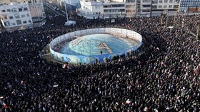 Ribuan Warga Iran Tumpah Ruah ke Jalan, Berduka Khamenei Tewas