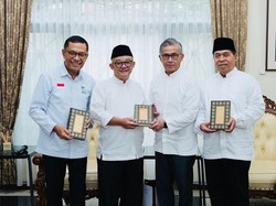 Dukung Pendidikan, Sinarmas Wakafkan 1.000 Alquran di Bulan Ramadhan