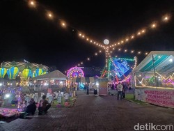Pedagang Pasar Malam di Medan Berharap Kecipratan Rezeki saat Ramadan