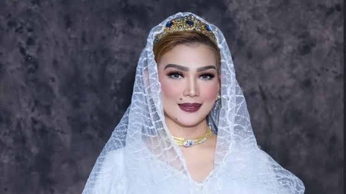 Viral Penampilan Disebut Nyonya Menir&comma; Wajah 'Polos' Istri Gubernur Kaltim Jadi Sorotan