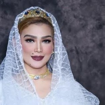 Viral Penampilan Disebut Nyonya Menir, Wajah 'Polos' Istri Gubernur Kaltim Jadi Sorotan