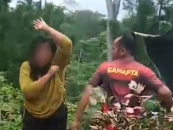 Viral Pria Berkaus Samapta Hajar Istri di Pinggir Jalan Trenggalek