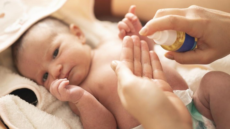 5 Rekomendasi Skincare Anak Travel Size&comma; Wajib Dibawa saat Mudik