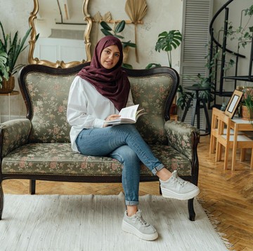 5 Aktivitas Ringan yang Bisa Dilakukan Setelah Sahur