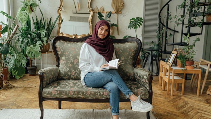 5 Aktivitas Ringan yang Bisa Dilakukan Setelah Sahur