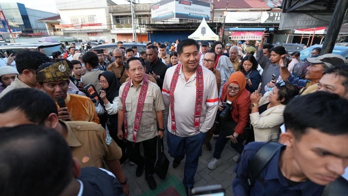 Mendagri dan Menteri PKP Tinjau Penanganan Permukiman Kumuh Kubu Raya