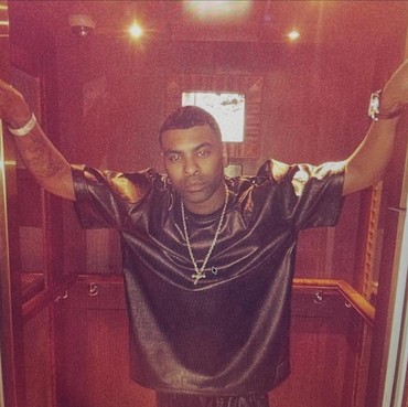 Lirik Lagu None of Ur Friends Business - Ginuwine