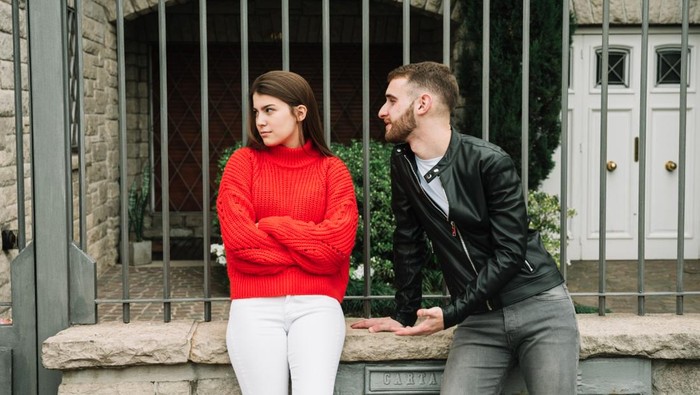 5 Cara Efektif Menghadapi Rasa Cemburu dengan Tenang