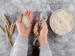 Ini 8 Golongan yang Berhak Menerima Zakat Fitrah