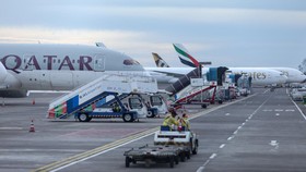 Antisipasi Serangan Drone Iran, Bandara Dubai Ditutup Sementara