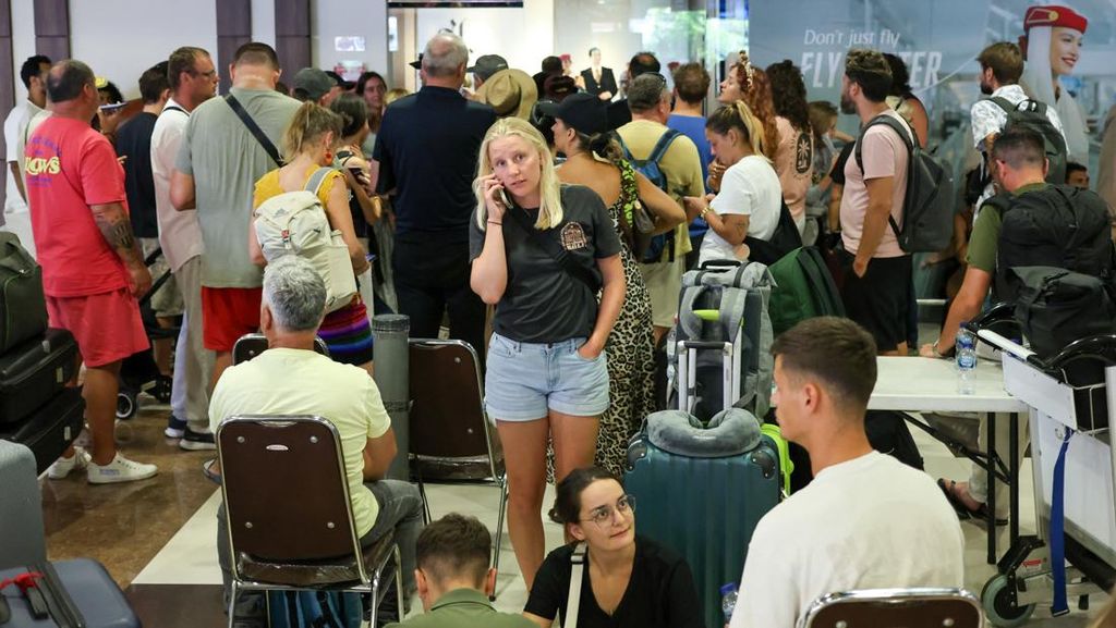 Bandara Dubai UEA Dihantam Drone, 2 Penerbangan dari RI Terdampak