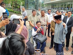 Penyandang Disabilitas Senang JPO Sarinah Direvitalitasi, Minta Lift Tak Mati