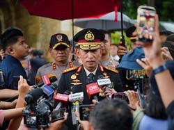 Kapolri Hadiri Pemakaman Try Sutrisno di TMP Kalibata: Kita Sangat Kehilangan