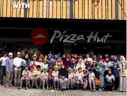 Pizza Hut Berbagi Kebahagiaan dengan Yatim Piatu di Jakarta Utara