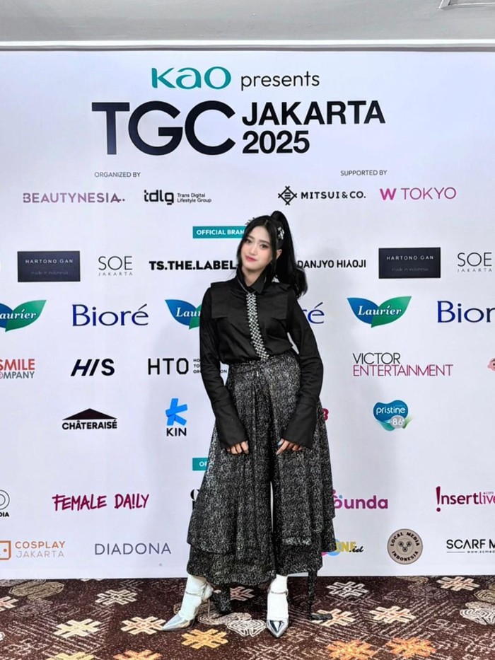 Syadza Khalila Tsuraya (Caca)