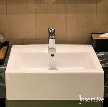 Cara Cepat Membersihkan Wastafel Stainless Hingga Mengkilap