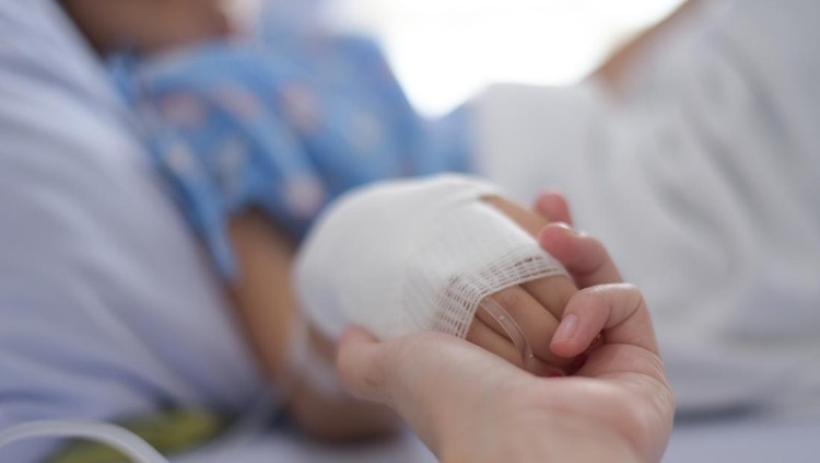 Bocah 4 Tahun Jalani Operasi Jantung Sendiri&comma; Kini Diadopsi Dokter Penyelamatnya