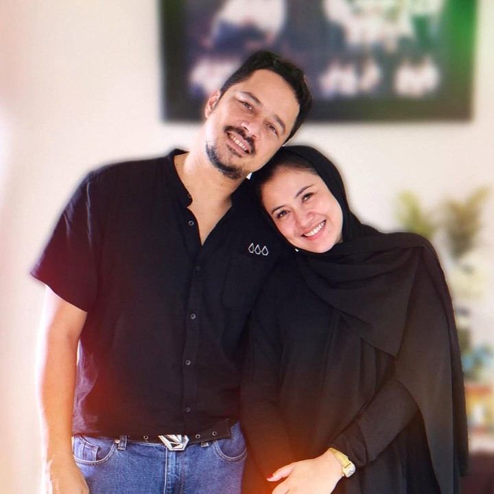 <p>Dalam <em>postingan</em> itu, Fera juga mendapat banyak ucapan dan doa dari warganet, Bunda. &ldquo;Selamat ulang tahun Teh Fera. Semoga usia yang bertambah ini semakin diberikan keberkahan dan selalu bahagia dengan suaminya aamiin YRA,&rdquo; tulis akun <em>@talenta_ido****.</em> &ldquo;<em>Happy birthday</em> ya tante Fera semoga bahagia terus, sukses terus, panjang umur, berkah usia, sehat2 terus &amp; Wish you All The Best,&rdquo; tulis akun<em> @filzaham****.&nbsp;</em> (Foto: Instagram @f.muchtar360)</p>