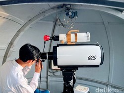 Gagal Lihat Blood Moon, Langit Bandung Tertutup Awan Tebal