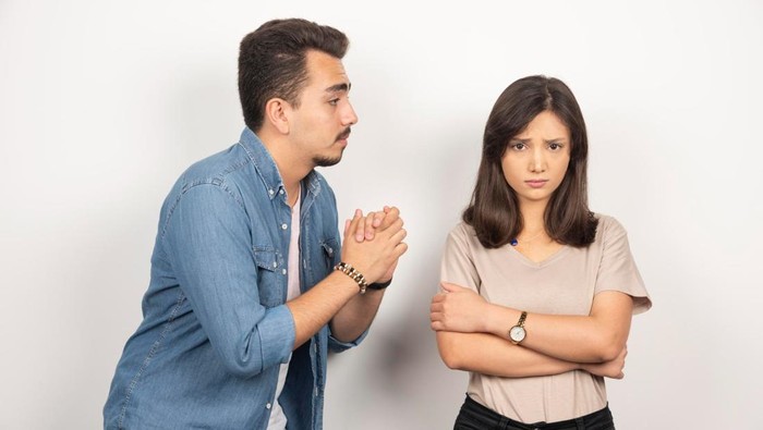 Tak Ingin Disakiti Lagi, 5 Zodiak Ini Paling Anti Memberi Kesempatan Kedua