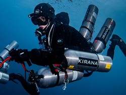 Raih Rekor MURI, 7 Potret Kirana Larasati Jadi Perempuan Pertama Menyelam 127 Meter