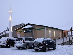 Masjid Paling Utara di Dunia, The Midnight Sun Mosque Kanada