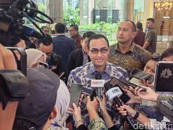 OJK Targetkan 75% Emiten Penuhi Aturan Free Float 15% di Tahun Pertama