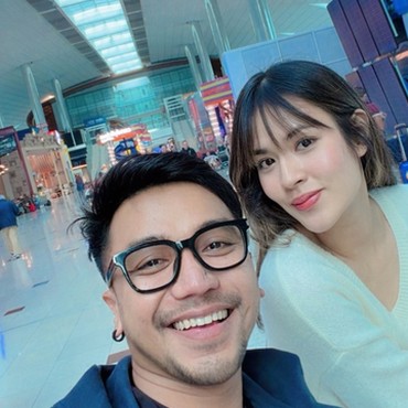 Sempat Berada di Dubai, Raisa & Bubah Alfian Bersyukur Bisa Pulang ke Indonesia