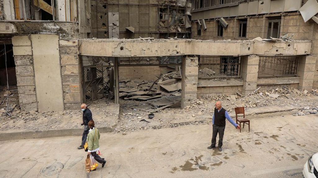 Israel Perluas Serangan, Targetkan Fasilitas Pemerintahan Iran