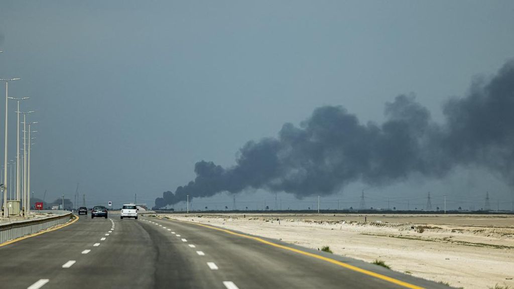 Iran Luncurkan Serangan Ke 55 Lokasi di Timur Tengah