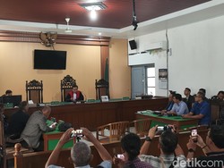 Sidang CLS Ijazah Jokowi Ditunda karena Hakim ke Jakarta, Penggugat Kesal