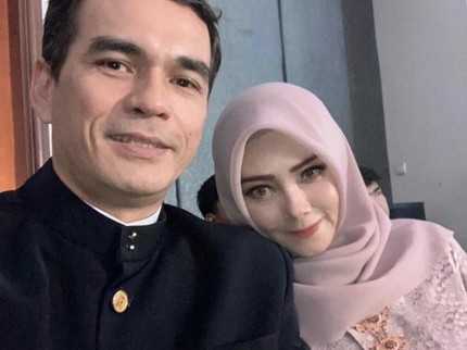 Anne Istri Teddy Syach Sangat Hormati Almarhum Rina Gunawan: Beliau Sebagian Tulang Rusuk Aa