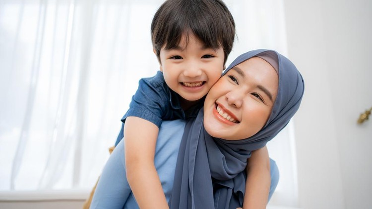 20 Doa untuk Anak Laki-laki Lengkap agar Sholeh&comma; Sukses Dunia Akhirat