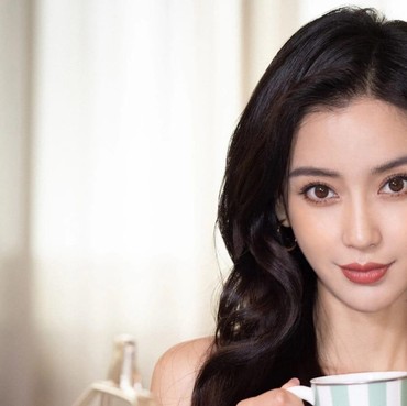 Usai Cerai, Angelababy Dikabarkan Takluk di Pelukan Berondong