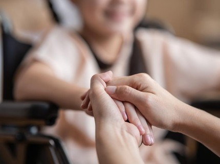 Apa yang Terjadi Jika Tes DNA Anak Tidak Cocok dengan Ibu Kandung?