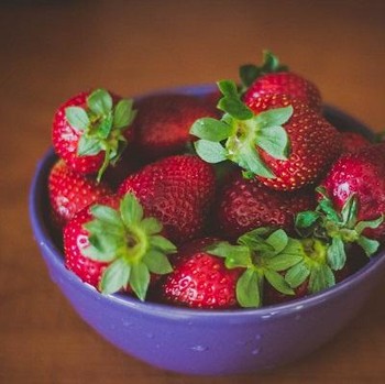 5 Buah Kaya Kolagen untuk Kulit Bercahaya dan Awet Muda