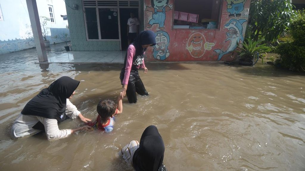 Banjir Rendam 10 Titik di Kota Bekasi Usai Hujan Deras Guyur Semalaman