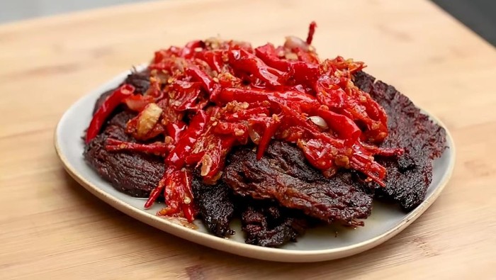 Resep Dendeng Batokok Balado dengan Daging Kurban ala Chef Devina Hermawan, Wajib Recook!