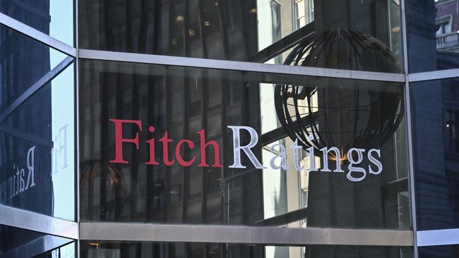Fitch Ratings menilai Indonesia masih memiliki ruang untuk melampaui batas defisit fiskal 3 persen dari PDB tanpa langsung memicu penurunan peringkat utang.