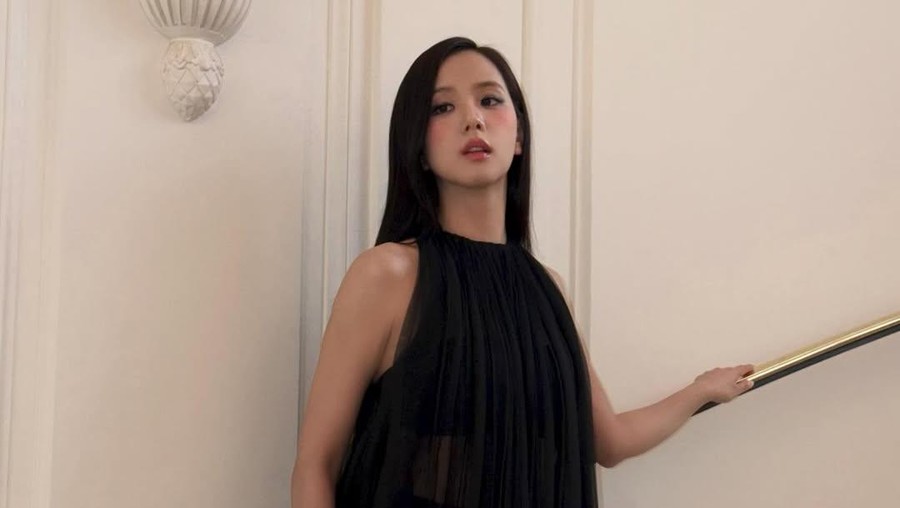 Penampilan Jisoo BLACKPINK di Paris Fashion Week 2026&period;