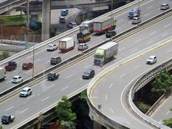 Video: ⁠Jasa Marga Prediksi 3,5 Juta Kendaraan Melintas via Tol saat Mudik 2026